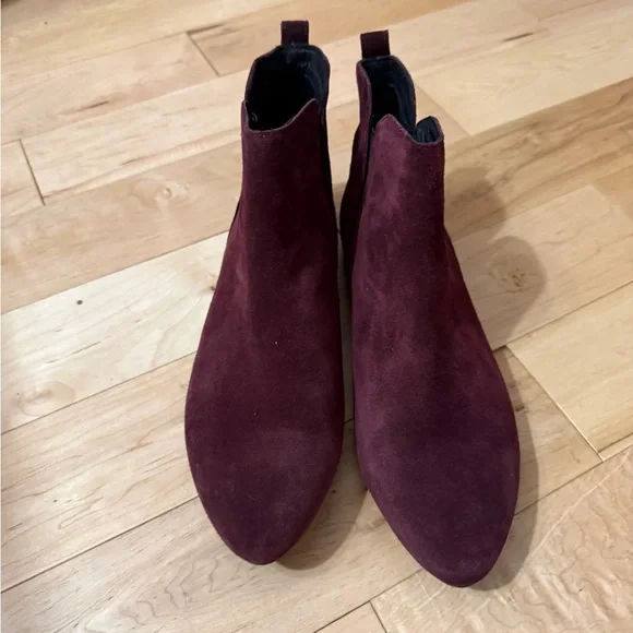Born Women's Burgundy Ankle Booties - Picture 6 of 7